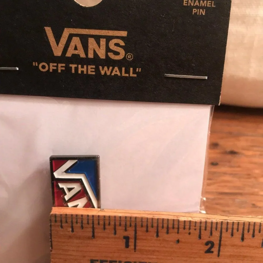 Vans Pin - Picture 4 of 4